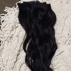 BELLAMI SILK SEAM 260G 24" HAIR EXTENSIONS